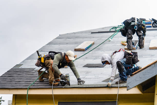 Professional Gutter Installation technician working in Tehachapi, CA